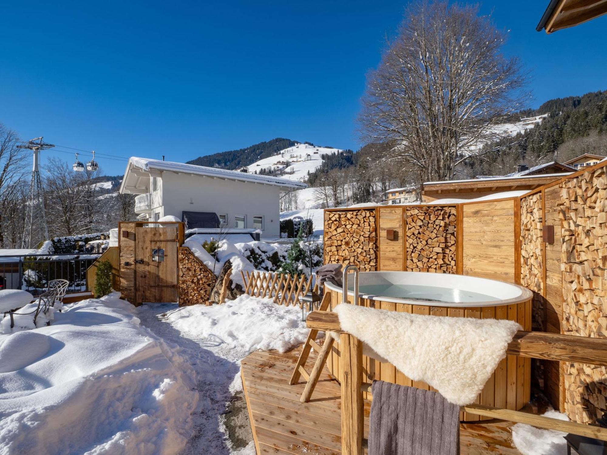 Tirol Chalet Brixen Бриксен-им-Тале Экстерьер фото